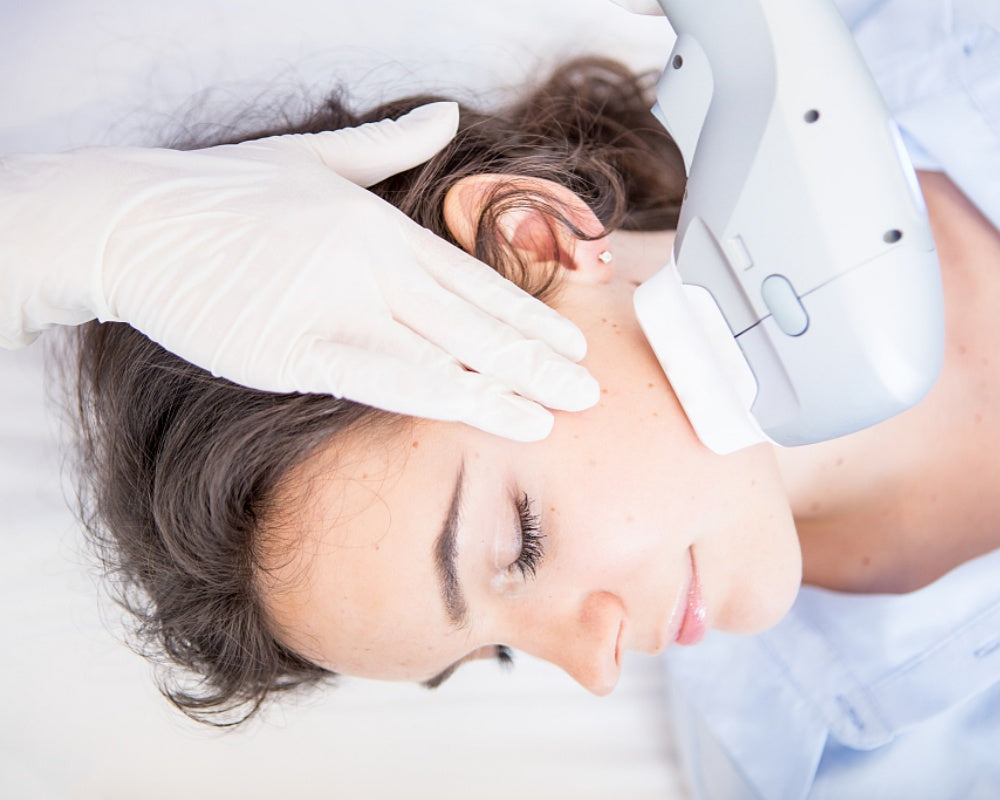The Growing Popularity of Red Light Therapy Devices Among the Public